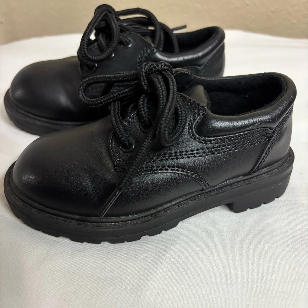 George Kids Black Lace-Up Dress Shoes size 8 Toddler